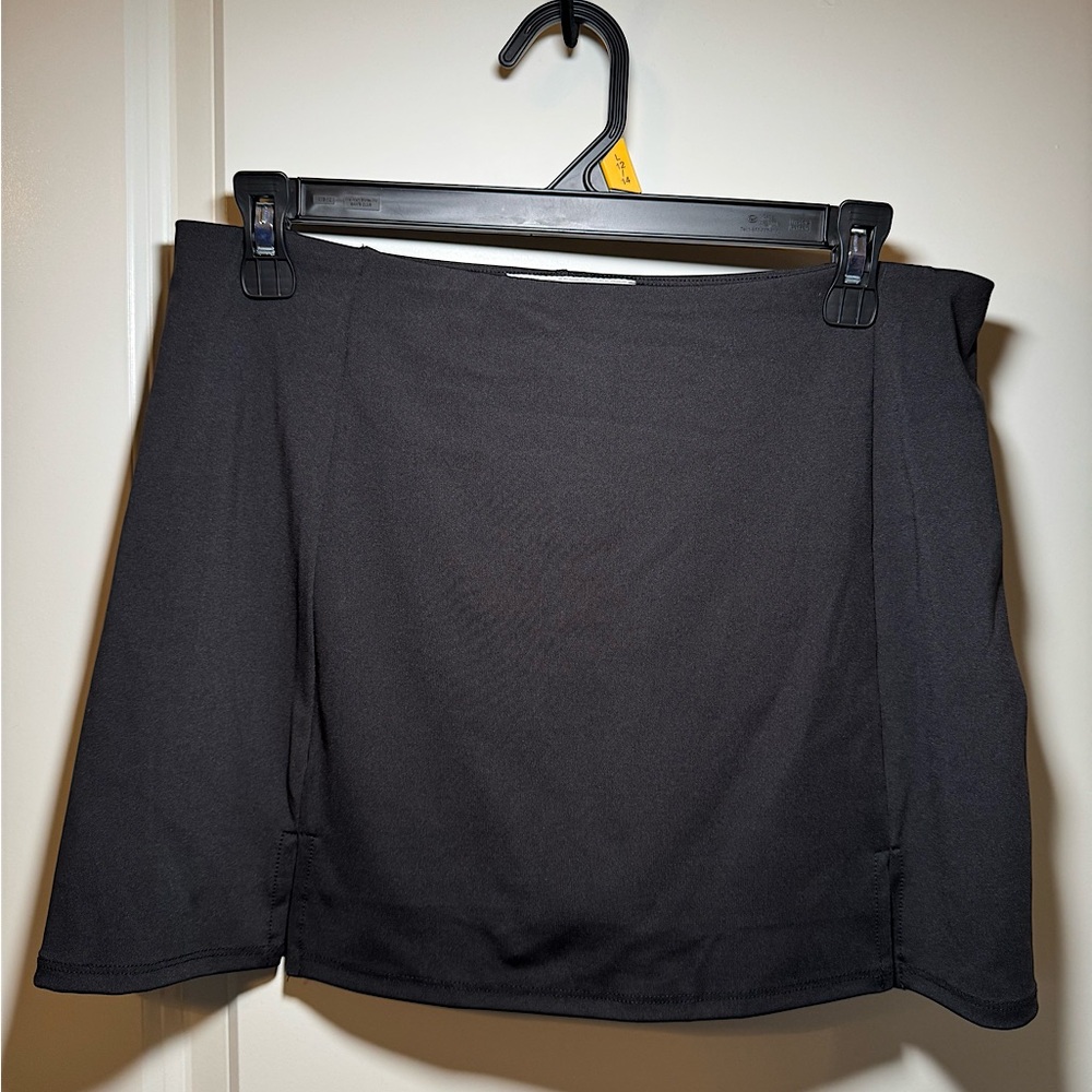 Black Athletic Mini Skirt